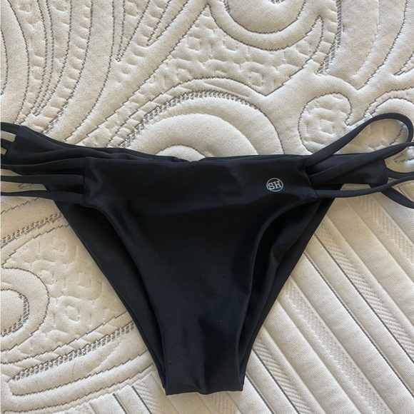 Salty Honey Squish Bottoms - Picture 1 of 3